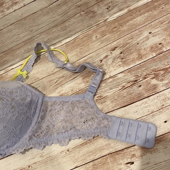 VICTORIA'S SECRET Dream Angels Light Blue Lace Bra 32DD - Picture 6 of 7